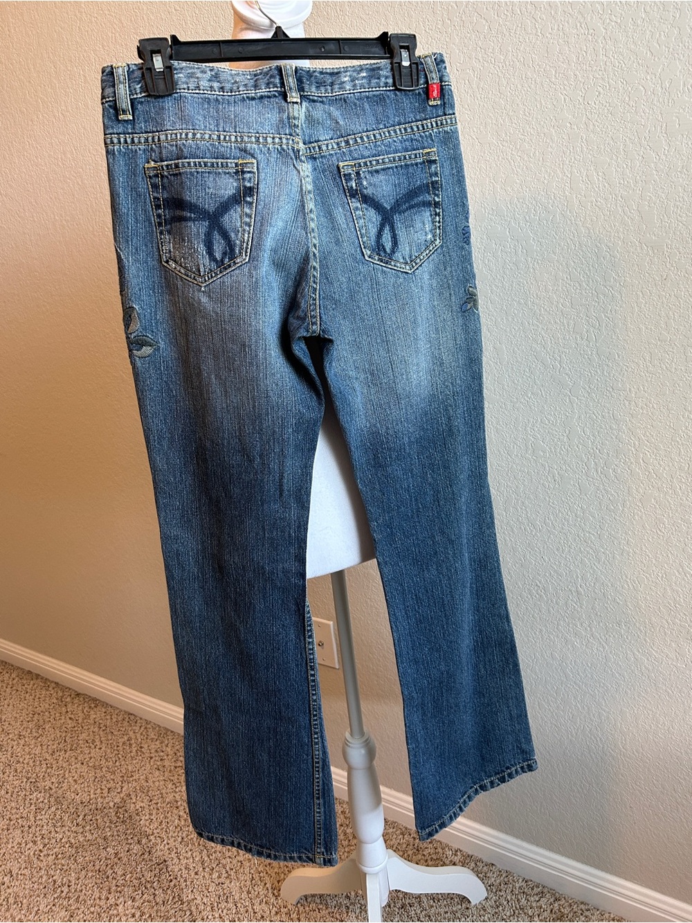 ESPRIT Y2K Distressed Boyfriend Flair Rose Embroidered Dark Blue Jeans Size 6 - Picture 7 of 14